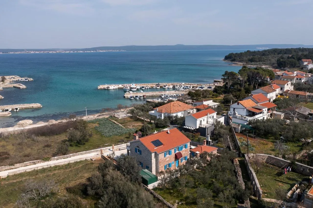 Villa Maza Zdrelac 0*,  Croatia